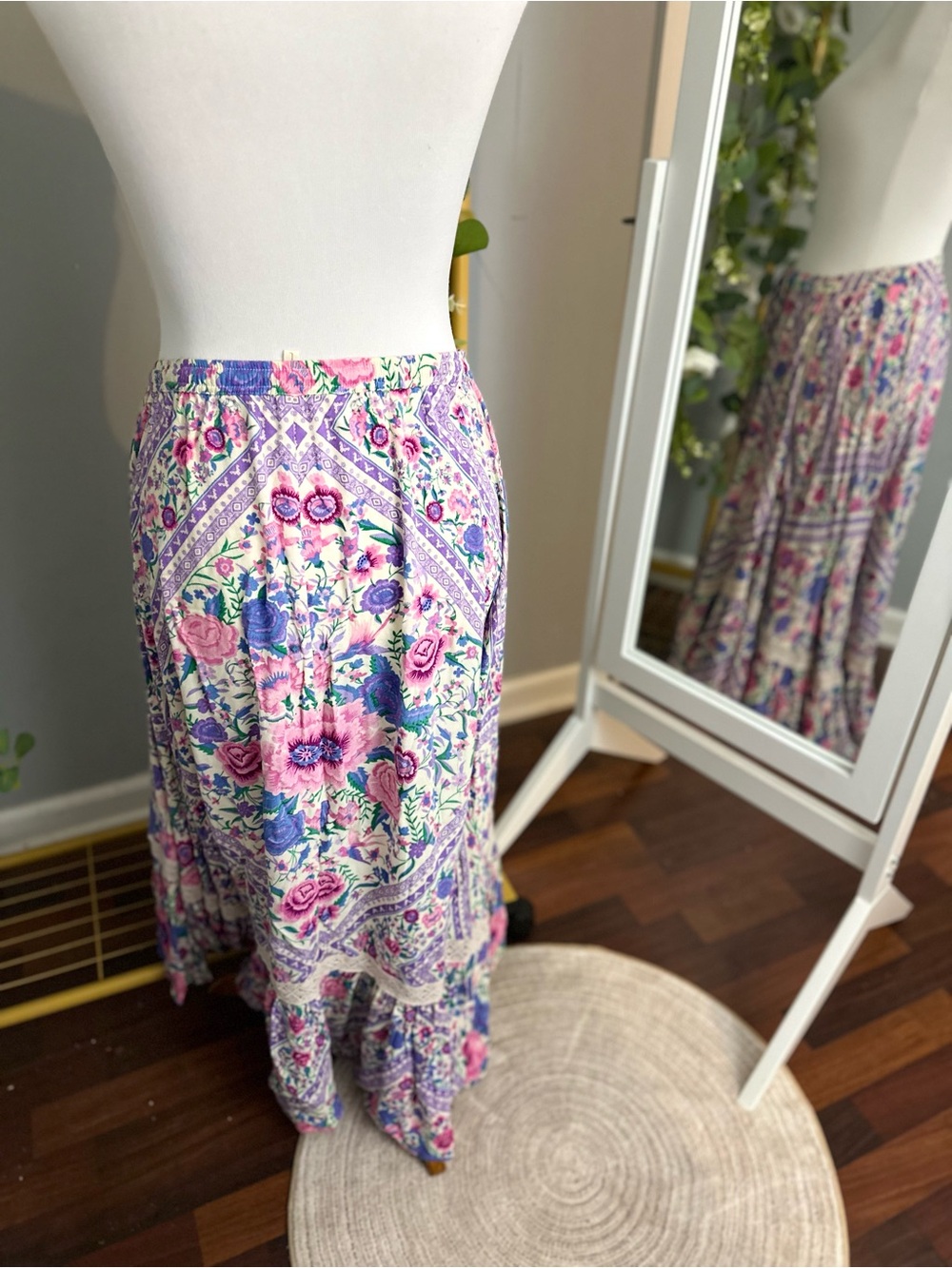 Spell Babushka Maxi Skirt in Lavender - Picture 5 of 14
